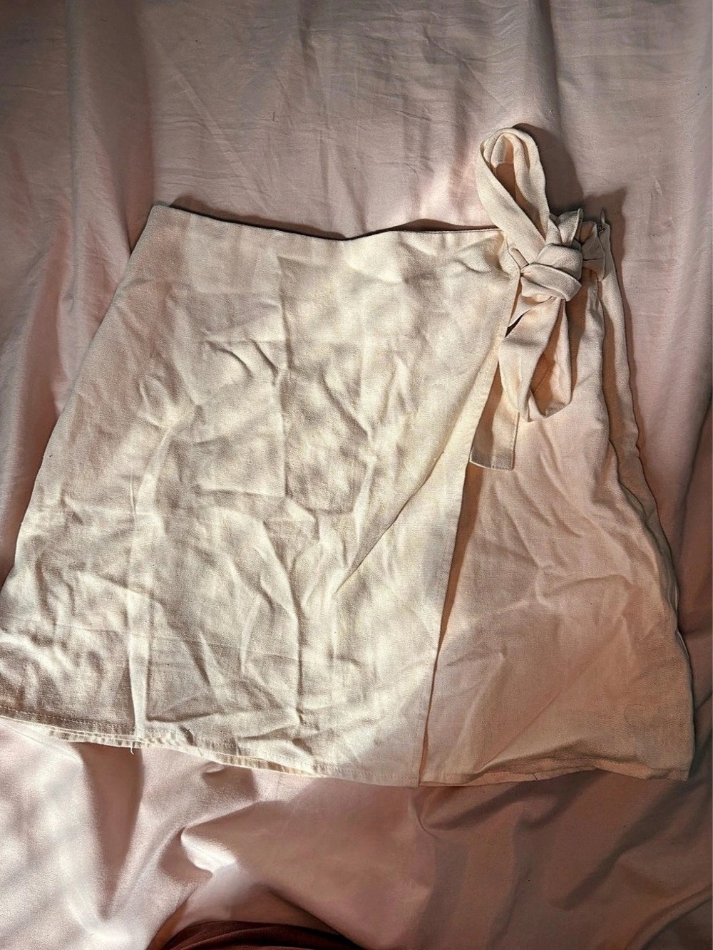 Forever 21 White Solid Wrap Mini Skirt Women’s Size S Tie Closure Short Length